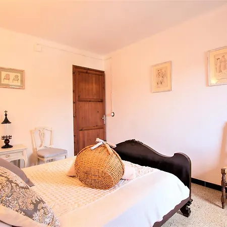 Owl Padrina - Walking To The Old Town Hébergement de vacances