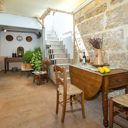 Hébergement de vacances Owl Padrina - Walking To The Old Town