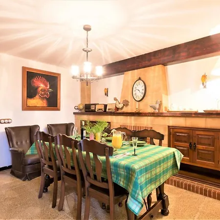 펜션 Owl Padrina - Walking To The Old Town *