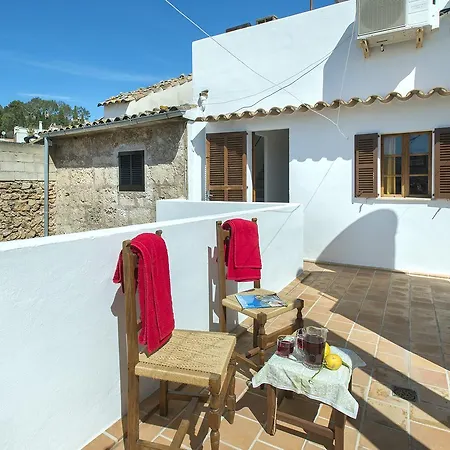 Owl Padrina - Walking To The Old Town