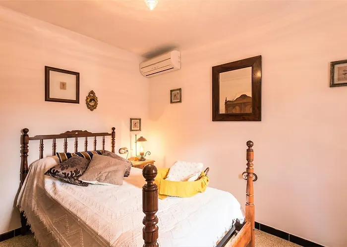 Owl Padrina - Walking To The Old Town Vakantiehuis *